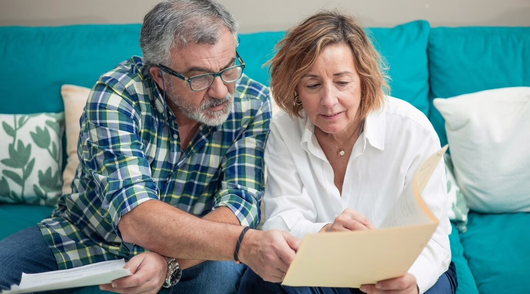 Couples and super: Using FAQS to explain the rules